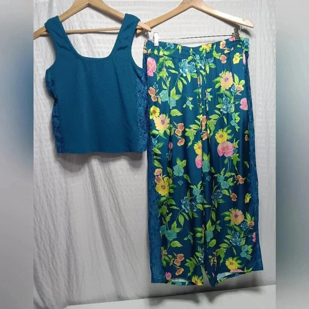 Women's Teal Floral Sleep Set - Crop Tank & Wide-Leg Pants